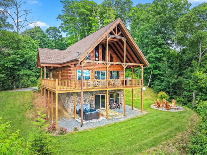 South O' Heaven | Luxury Cabin W/ Mt. Views! - Bryson City, NC