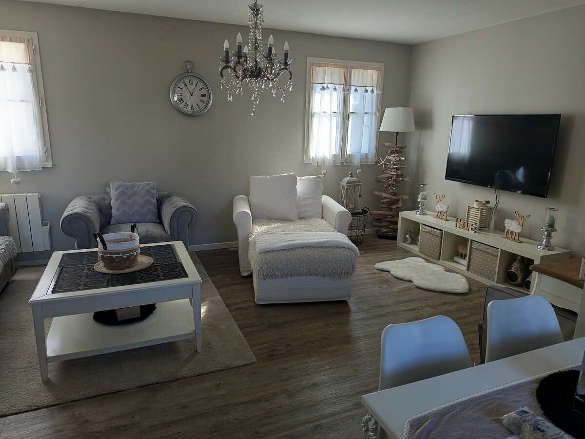 Top Airbnb: Cozy apartment in Le Croisic