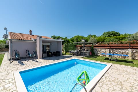 Casa Vida  heated pool