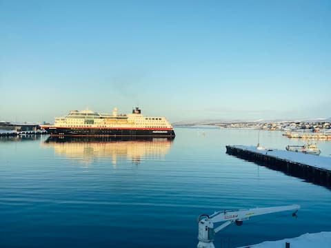Airbnb gem ni The heart of Vadsø - Inner Harbor