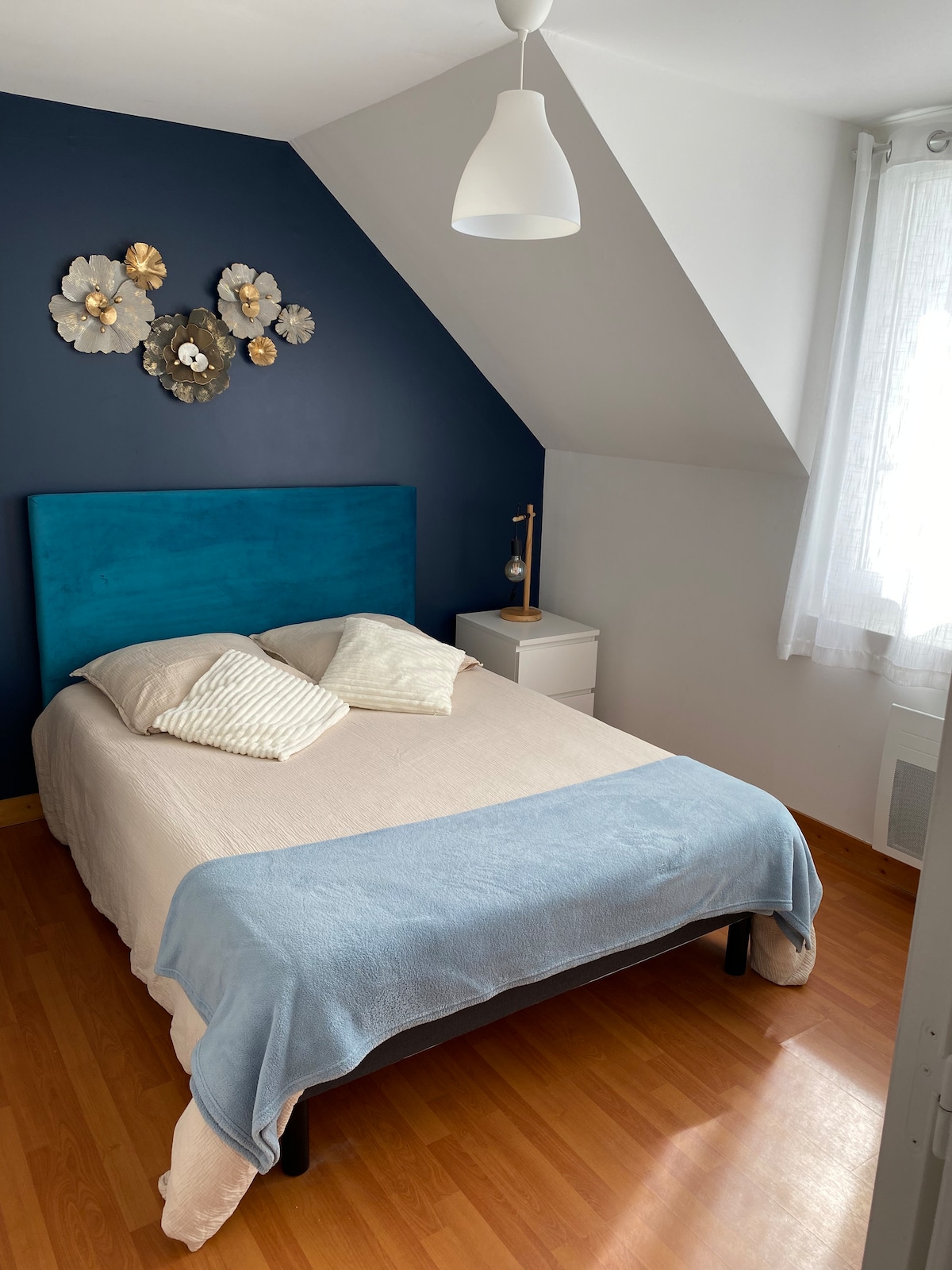 Лева спална соба, 1 кат.