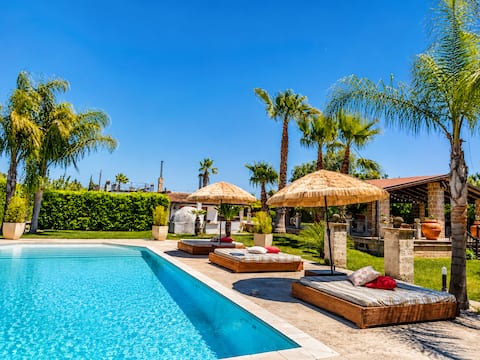 Villa Deluxe in Puglia with private pool