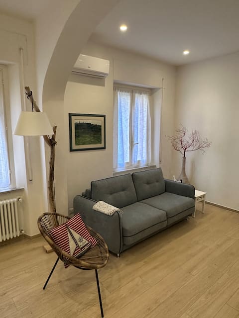 Annuncio Airbnb popolare: MaidireMai - Lovely apartment in the center a Monte Argentario