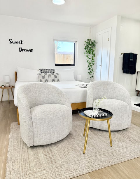 Successful Airbnb property: Near Miami Beach+Calle8 |Private Patio+BBQ+Parking in Auburndale