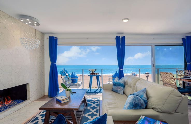 Oceanfront flat,The Strand, walk to pier