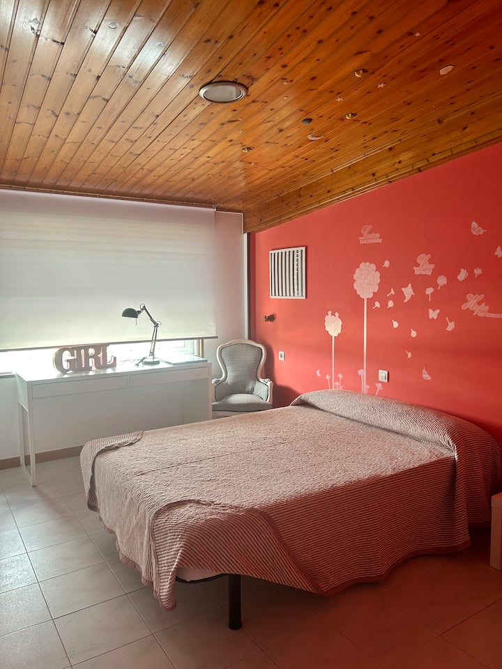 غرفة النوم 2