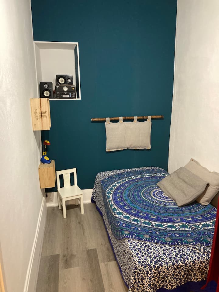 Dhomë gjumi 2