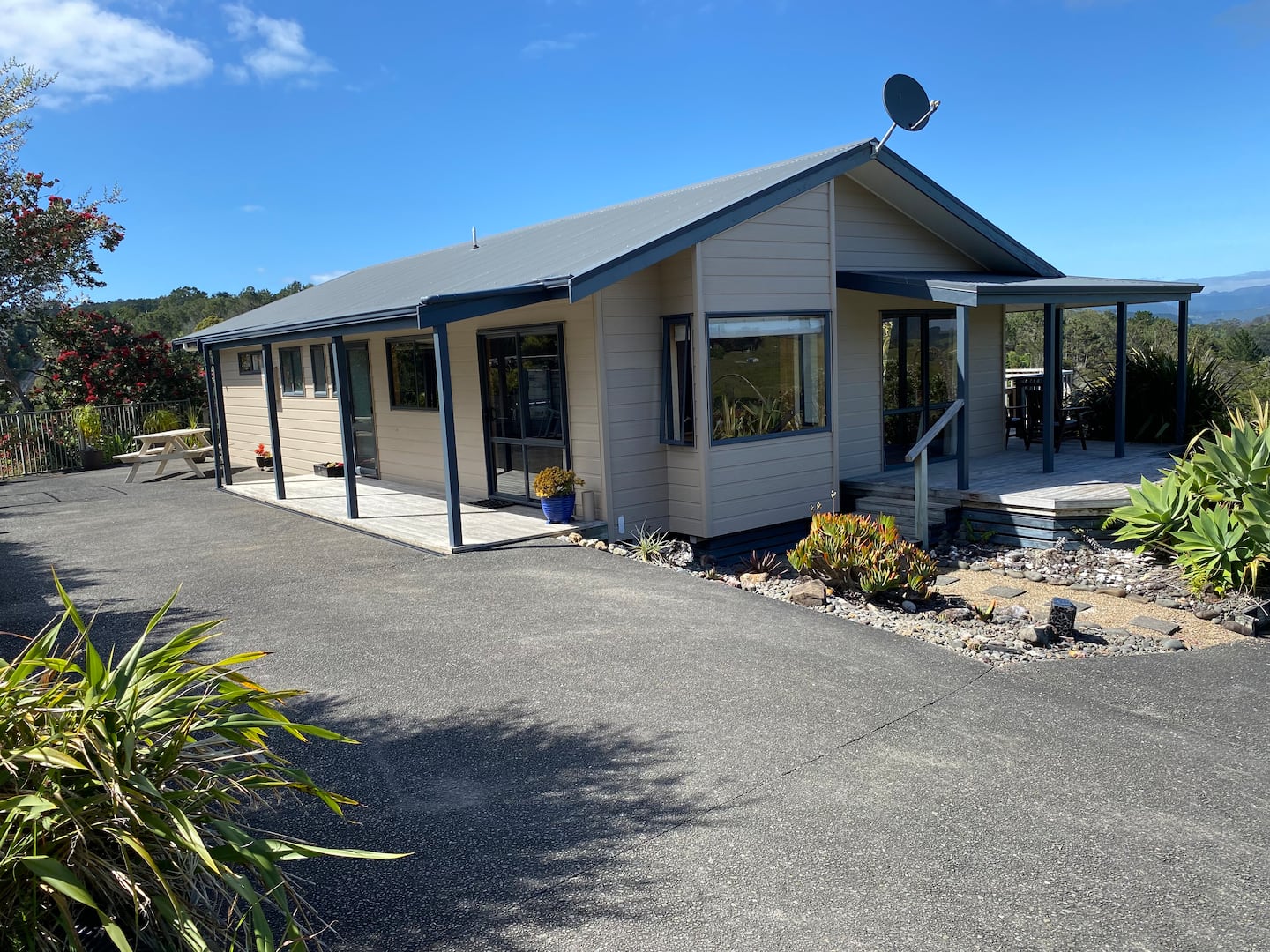Villa / Pohutukawa Lodge ( Hahei ) 4