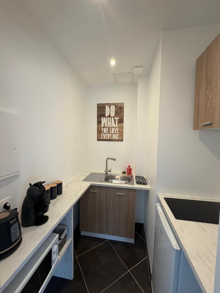 Studio Avec Terrasse Privée - Plage 10 Min à Pied - Villers-sur-Mer