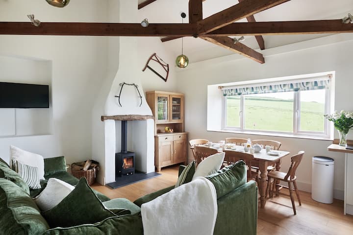Harvest Cottage, North Hill Cottages - North Devon
