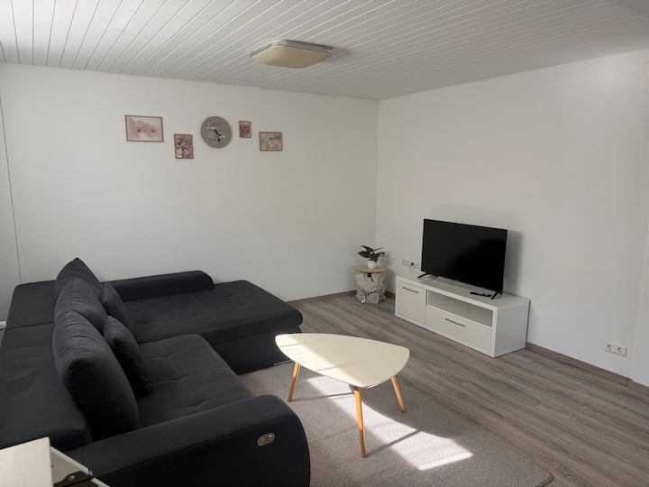 Schöne Ferienwohnung Direkt Am Neckar - Trossingen