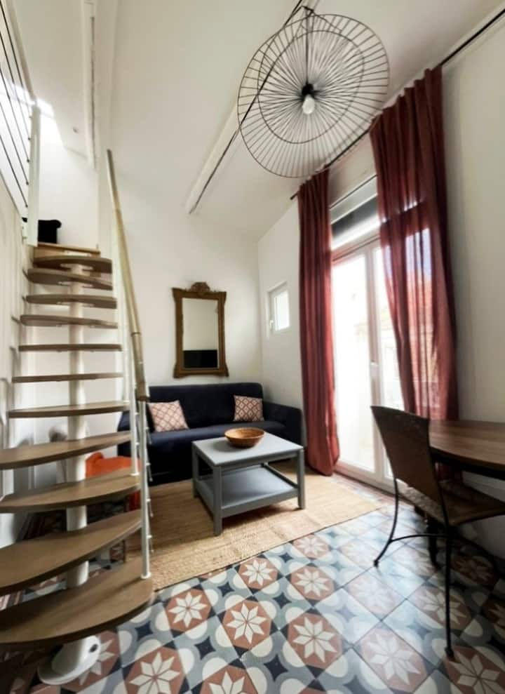 Duplex De Charme Avec Balcon à 50 M De La Gare - Frontignan