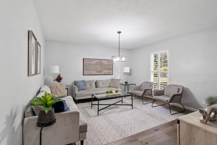 Cheerful 4 Bdr Pool Home [4mile (10min) 2 Capitol] - Tallahassee