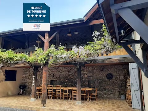 The Ostal de Beaudéan rated 5*