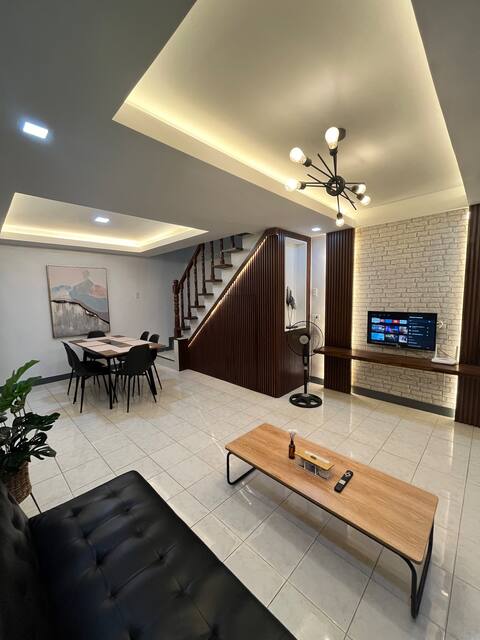 Good for 10 fully furnish house | BudgetBunks
