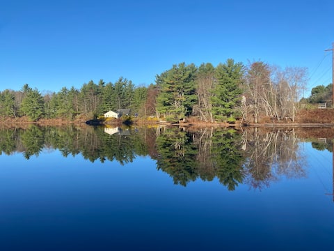 Impressive, 4 Bedroom Waterfront Home, King Suite