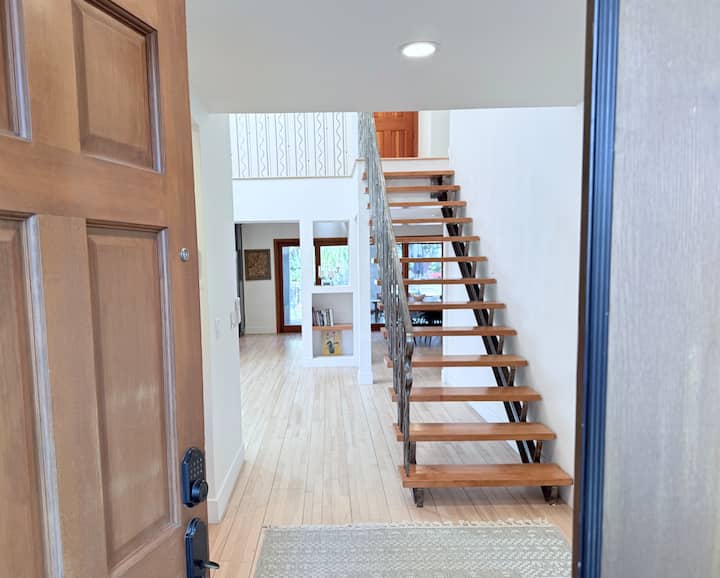 4bds Hillside Oasis W/ Free Hot Tub - Calabasas, CA