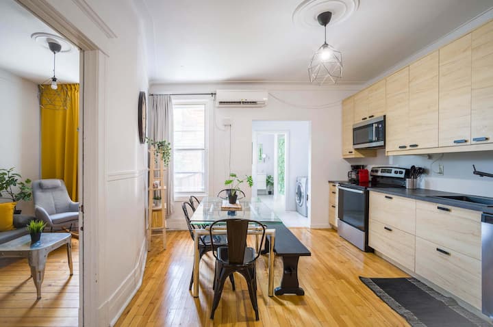 4 Chambres à Montréal Idéale Pour Groupes - Montreal