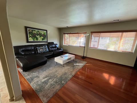 Cozy San Carlos Gem | Bright & Spacious 2BR Flat