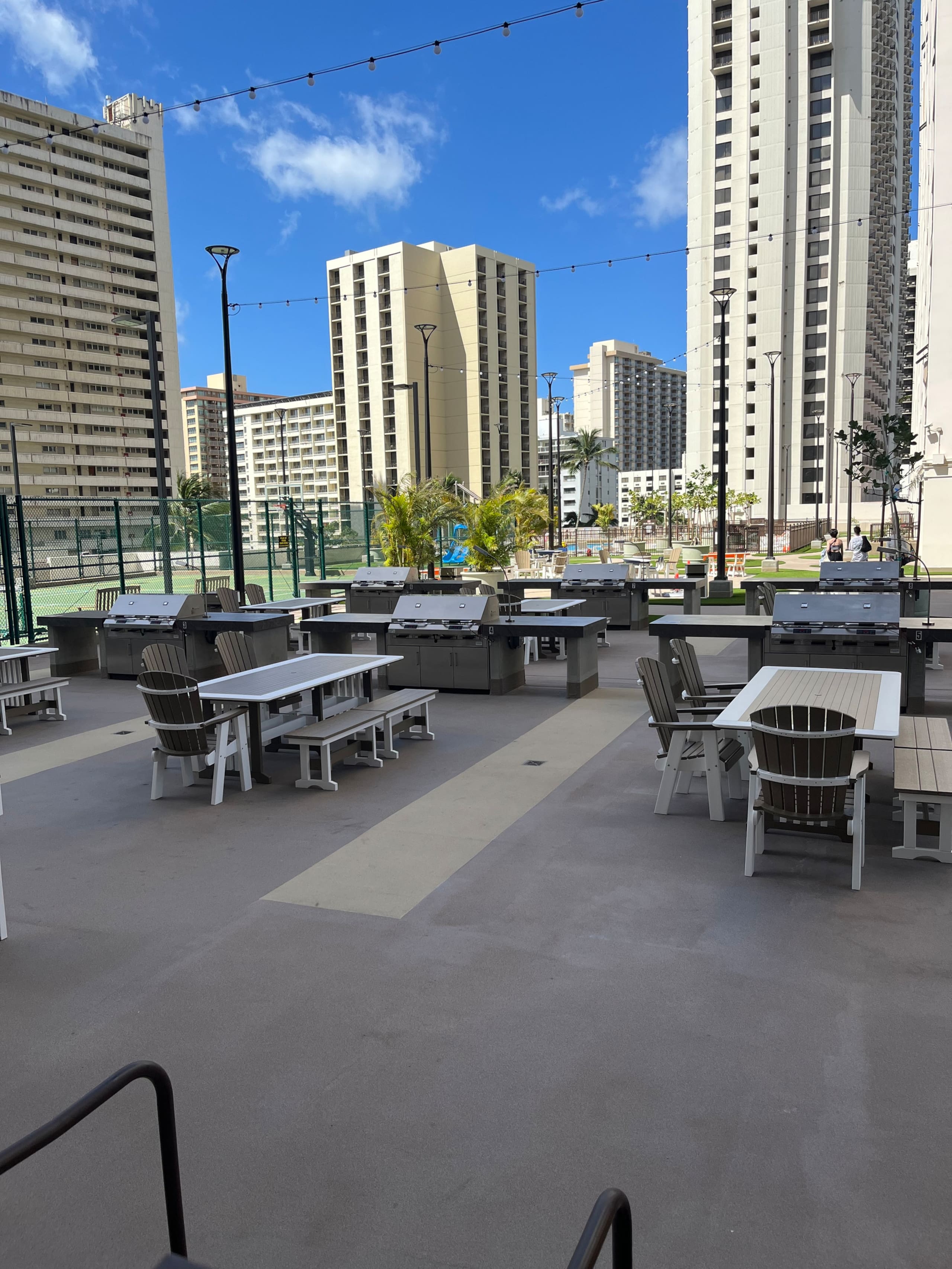 Condo in Honolulu · ★4.95 · 1 bedroom · 1 bed · 1 private bath - Image 37