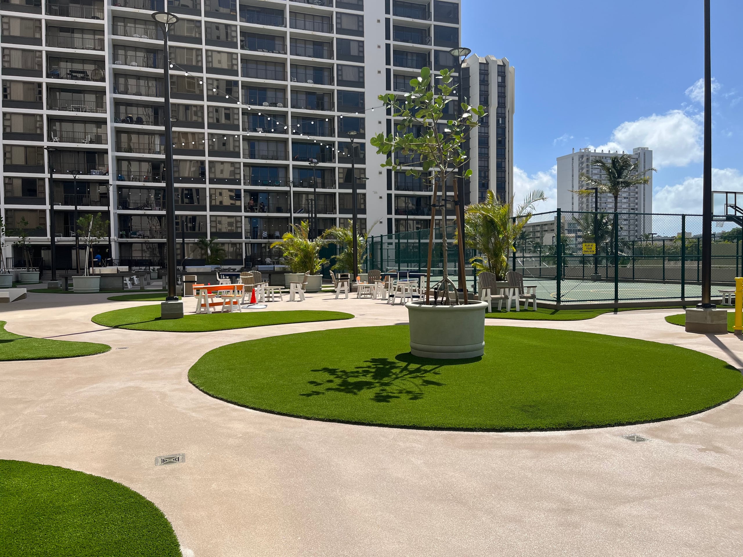 Condo in Honolulu · ★4.95 · 1 bedroom · 1 bed · 1 private bath - Image 41