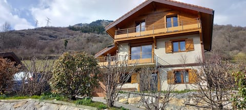 Annonce Airbnb populaire: Large apartment in the heart of the Tarentaise à Aime La Plagne