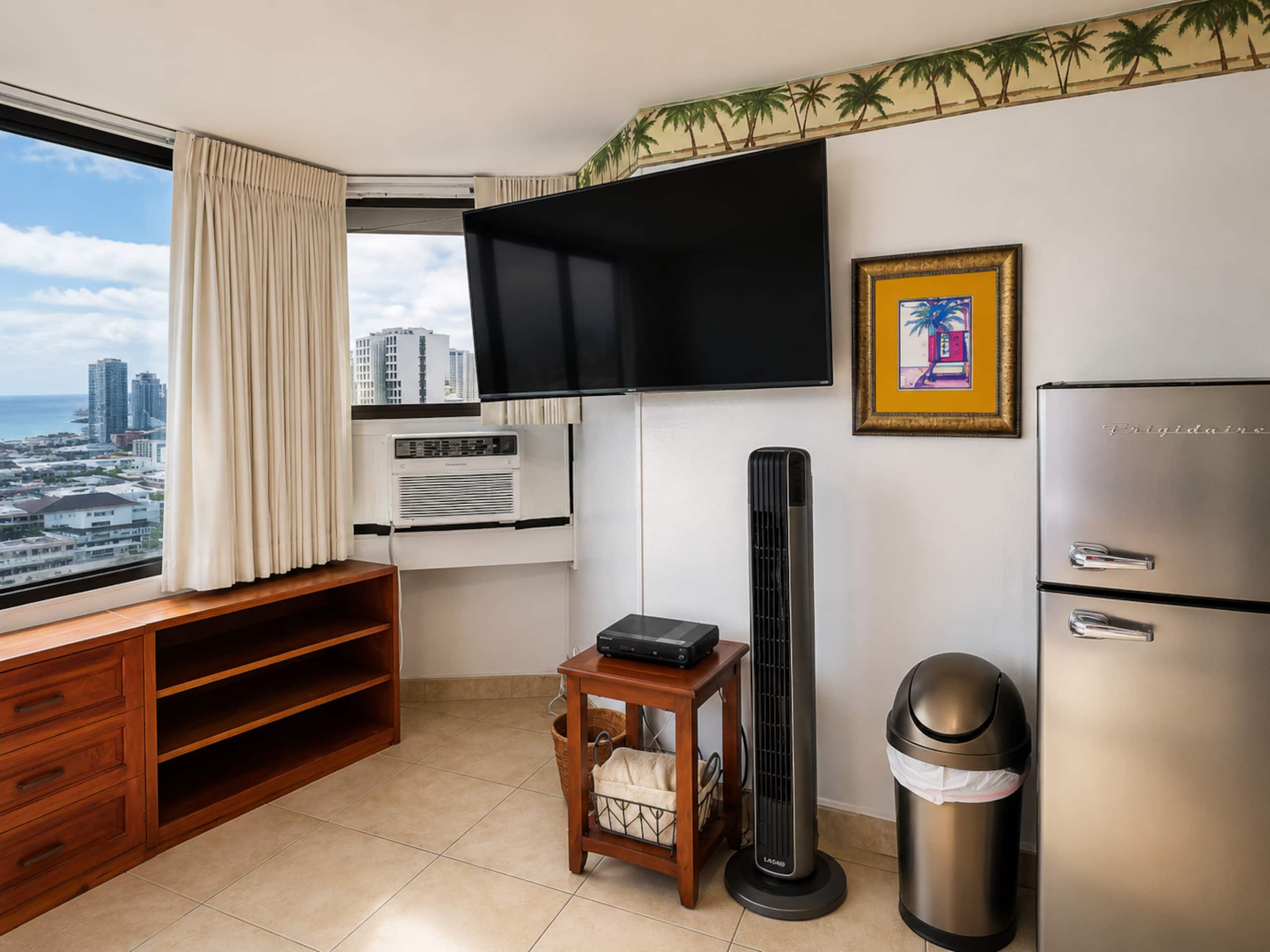 Condo in Honolulu · ★4.88 · 1 bedroom · 2 beds · 1 bath - Image 12