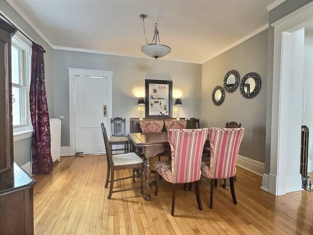 5bdr Family Home – River Heights – EV Charger gallery image 3