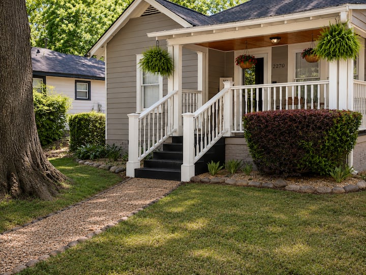 Cozy East Point Place. Close To Airport & Downtown - Atlanta, GA