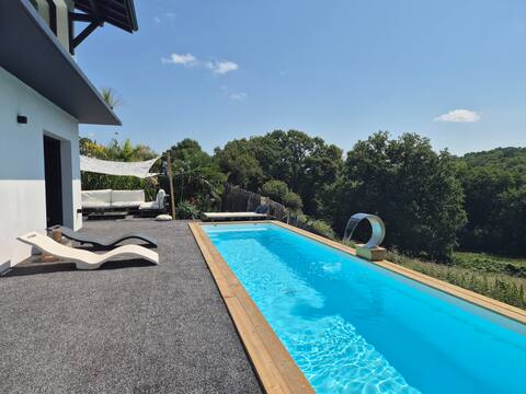 Basque house with heated pool, Sauna&Jacuzzi