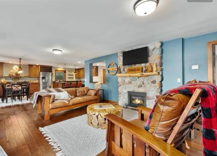 Timberline  Lakeside Lodge - Chippewa Falls, WI