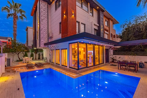 Casa Rosa Luxury Villa w/heated Pool