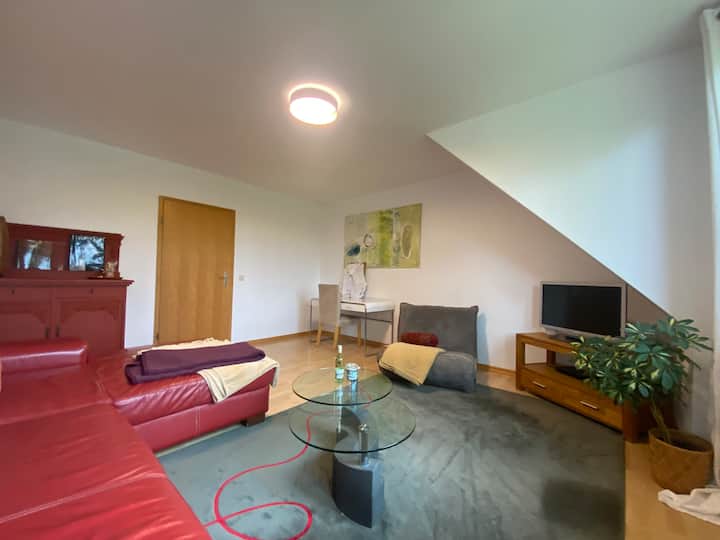 Schöne Helle Wohnung Auf Dem Pferdehof - Bad Nenndorf