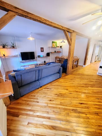 Lovely apartment with garden, barbecue – King bed