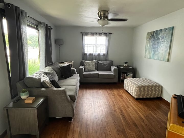 Home Close 2 Purdue/dwntwn Lafayette, Dog Friendly - Lafayette, IN