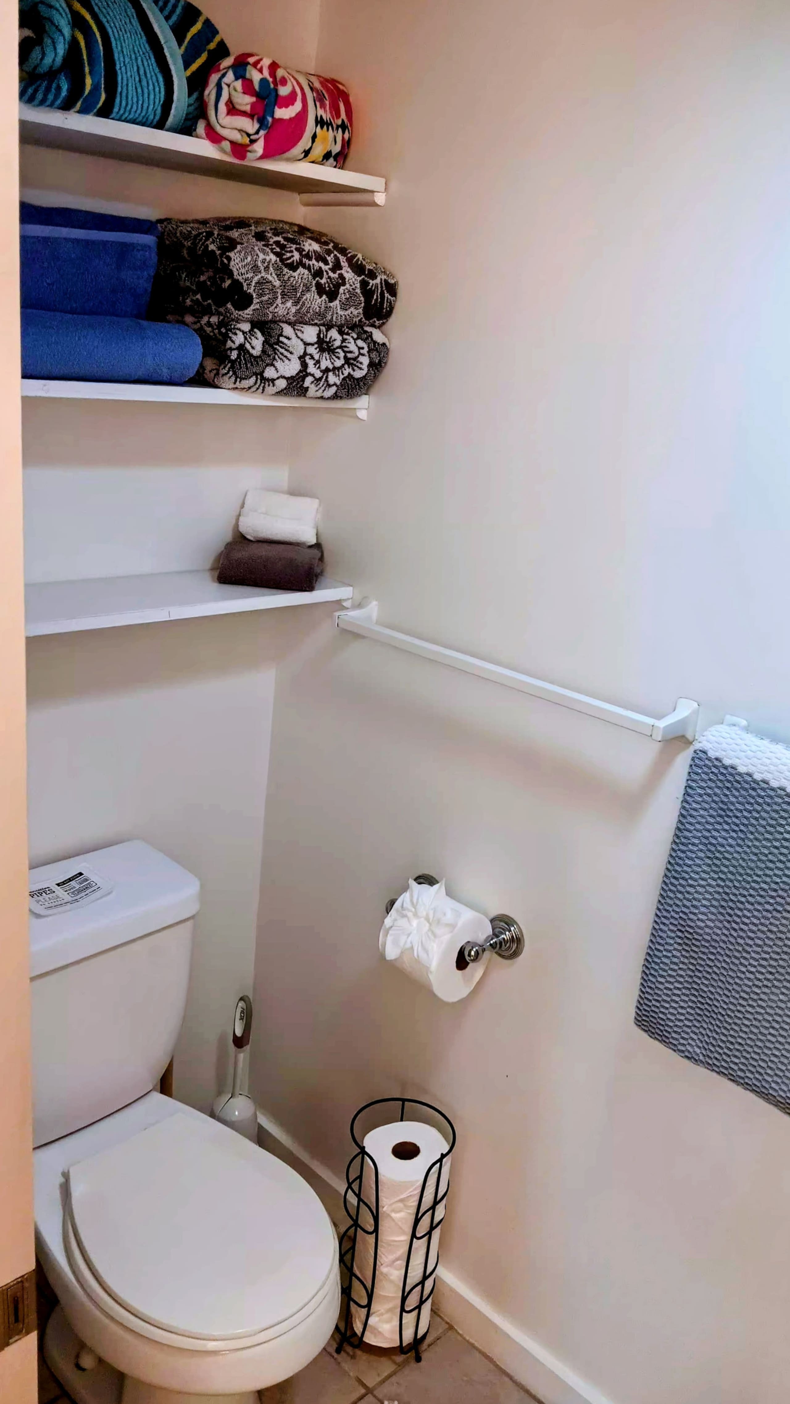 Condo in Hauula · ★4.88 · Studio · 3 beds · 1 bath - Image 29