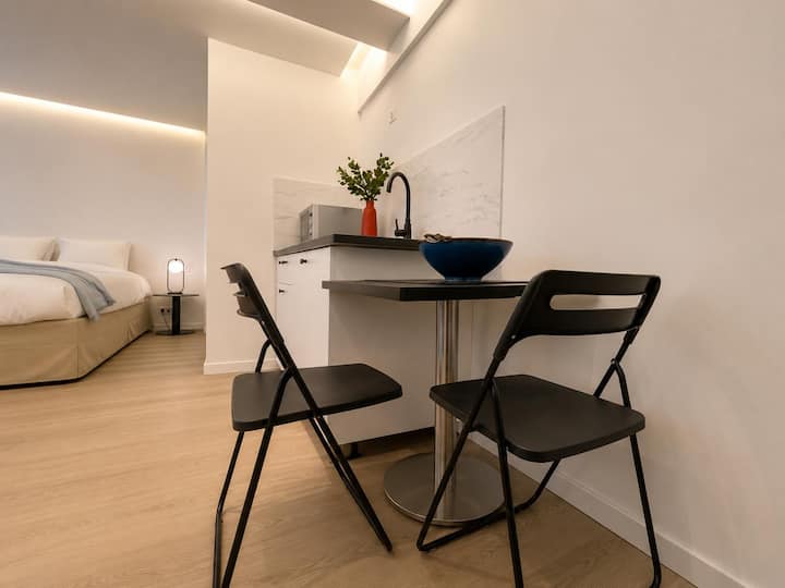 Magnifique Grand Studio Cosy Neuf Au Cœurbruxelles - Brussels