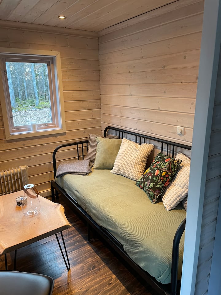 Stuga Nära Sjö Med Bad & Fiskemöjligheter Med Båt - Olofström