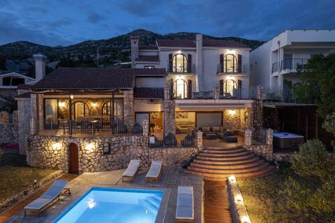 Family Villa Tiffany&more
