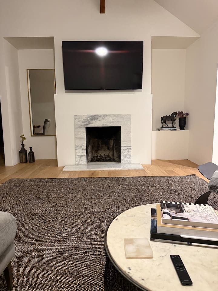 Park Front 3-bedroom Home With Spacious Deck - Greenville, SC