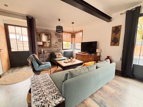 Top performing Airbnb: Baie Lodge • Beaches and Ocean • Pornic in La Bernerie En Retz