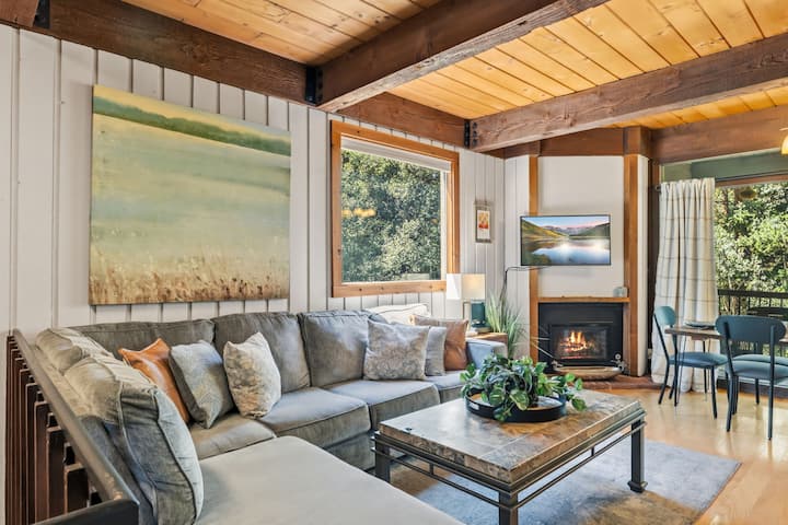 Cozy Breckenridge Condo Near Peak 9 & Main Street - Breckenridge, CO