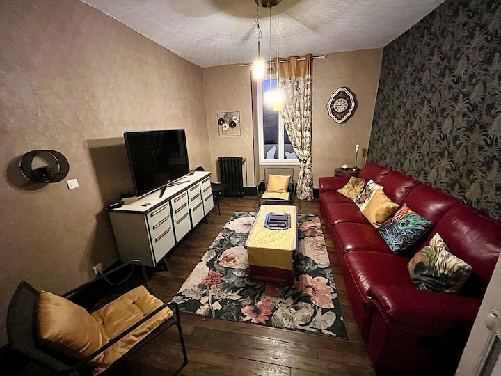 Gîte Des Près,         Pour La Famille Et Les Amis - Département Cher