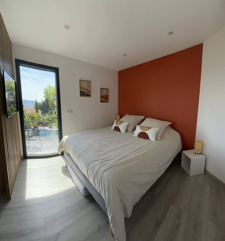 საძინებელი 1