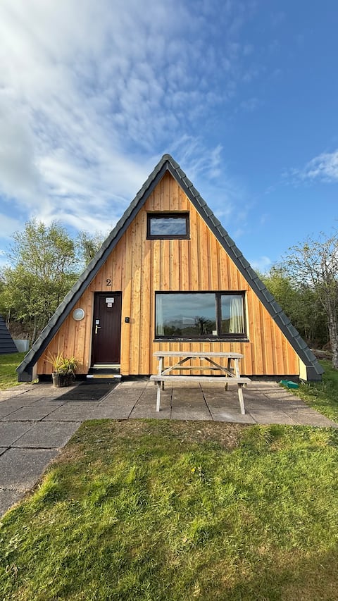 Cabin near Glencoe, with Loch & Mountain Views