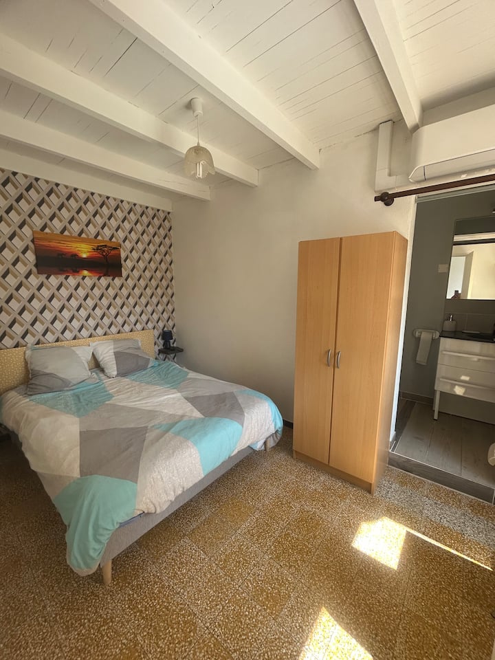 Спалня 3