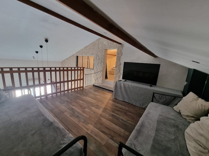 Joli Appartement Au Pied Du Luberon - Gordes