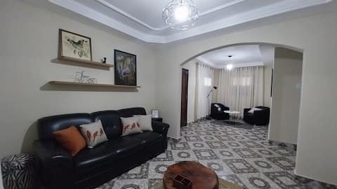 Successful Airbnb property: Large house equipped with Wi-Fi and garage – Campos in Campos Dos Goytacazes