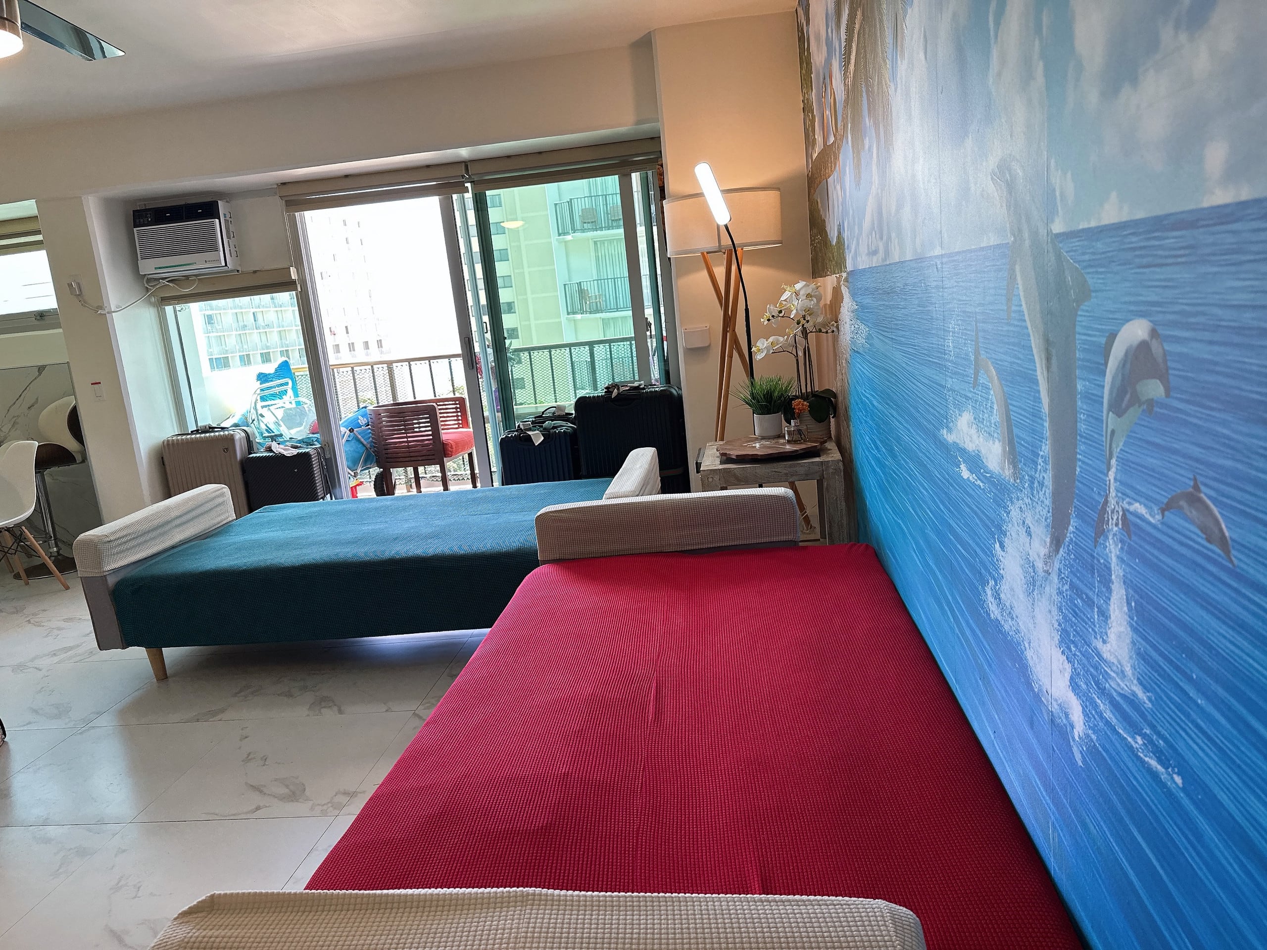 Condo in Honolulu · ★4.91 · 2 bedrooms · 7 beds · 2 private baths - Image 4