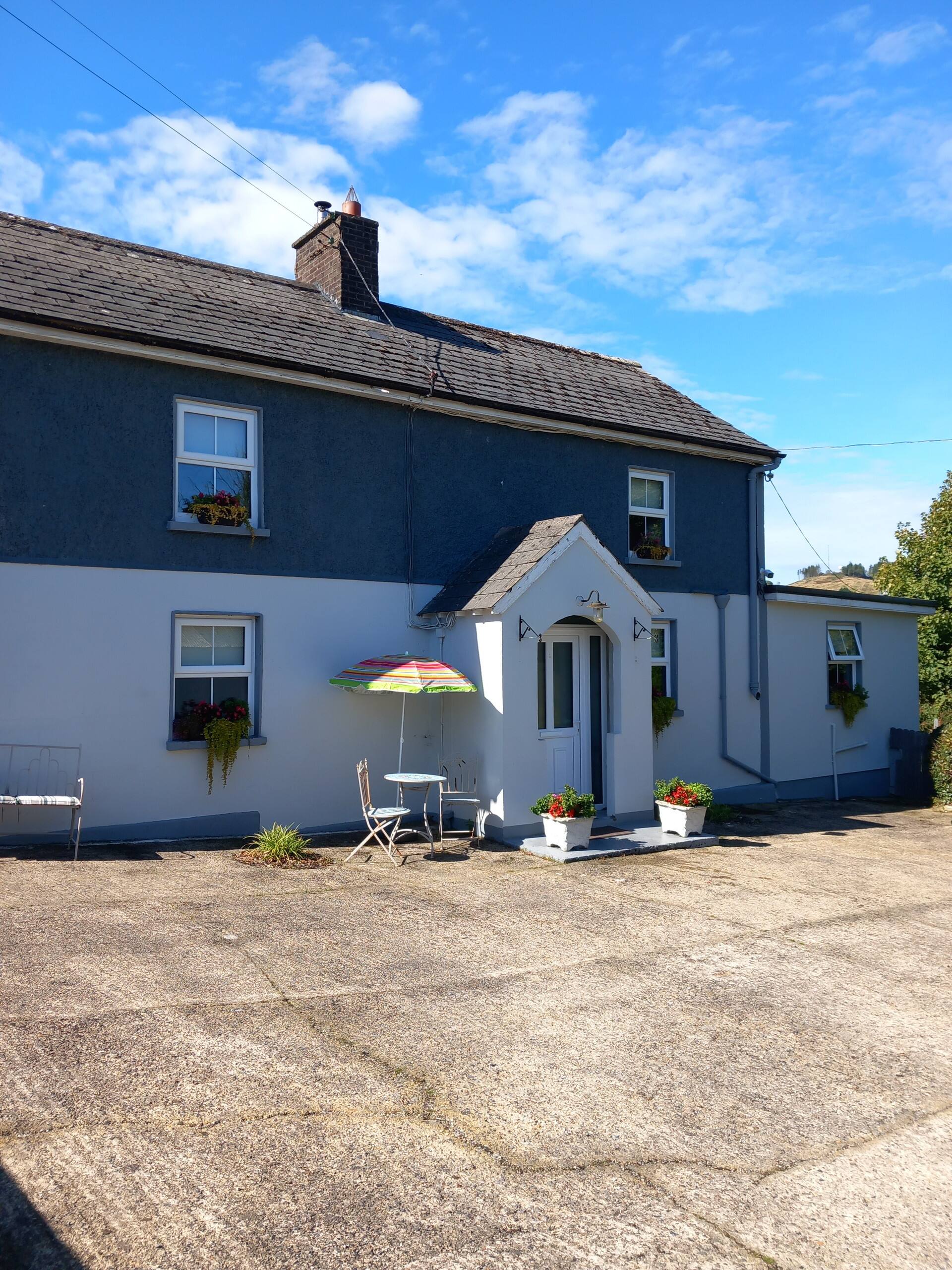 Kingscourt entire farmhouse , Loughanleagh